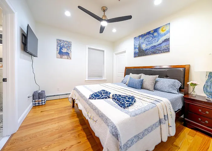 Breezy 4Br Worcester Haven - Near Parks - Ideal Summer Getaway 16-3